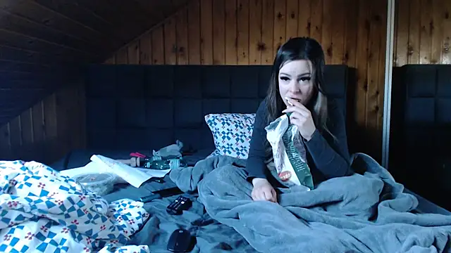 BoeseMoni1998 online show from 18, 3, 2025