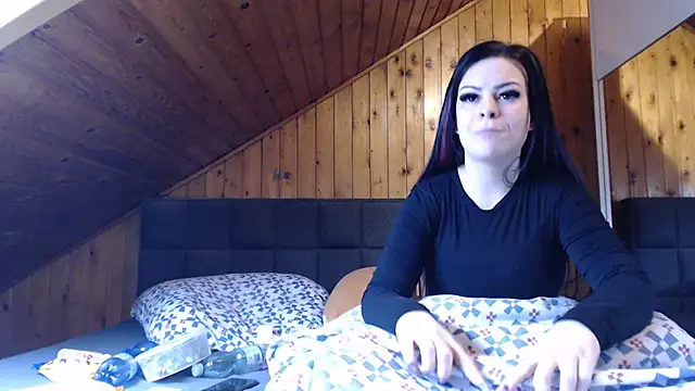 BoeseMoni1998 online show from 28, 11, 2025