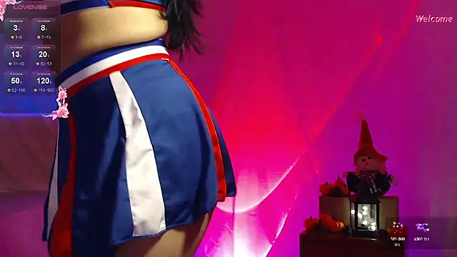 Snapshot of Leonora_luxry chatting on 5, 10, 2025 Leonora luxry online show from 5, 10, 2025