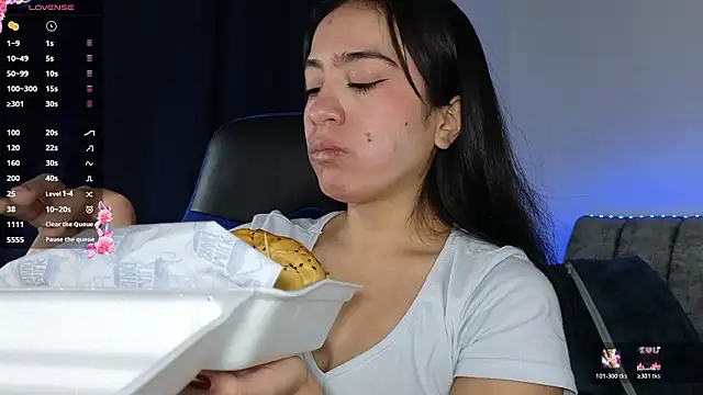 ZaraDames  online show from 9, 2, 2026