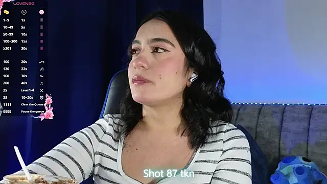 Snapshot of ZaraDames_ chatting on 15, 7, 2026 ZaraDames online show from 15, 7, 2026