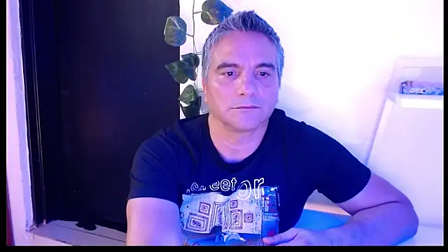 golden punisher online show from 5, 2, 2025