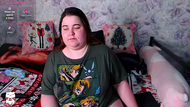 Estelle Hicks online show from 6, 2, 2025