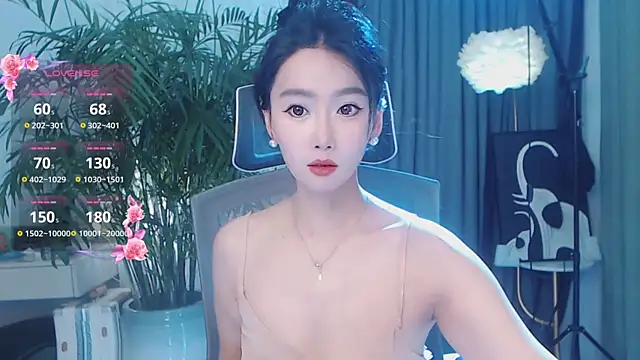FeiFei-babe online show from 7, 6, 2026
