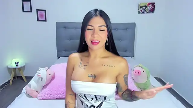 Agataowens online show from 17, 1, 2025