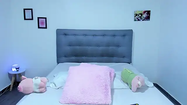 Agataowens online show from 18, 2, 2025