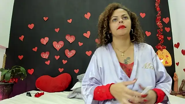 Luna smit08 online show from 16, 2, 2026