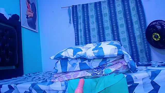 Snapshot of cristinapuerta- chatting on 28, 12, 2024 cristinapuerta- online show from 28, 12, 2024