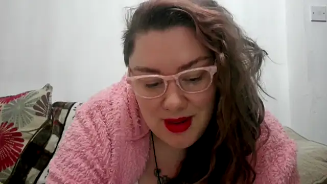 Bustycurves online show from 16, 11, 2025