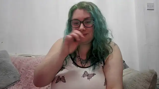 Bustycurves online show from 24, 2, 2026