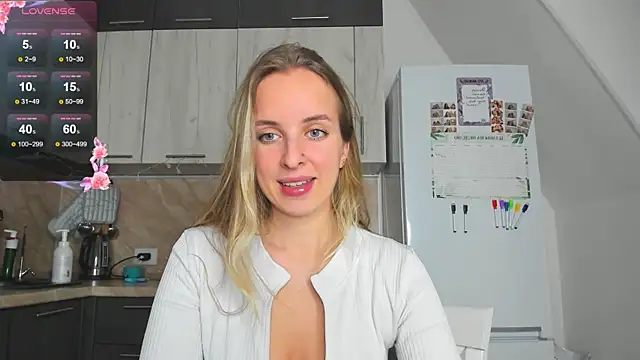 violet blue eyes online show from 10, 12, 2024