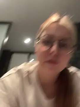 Livewithlucy online show from 29, 1, 2025