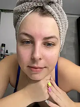 Livewithlucy online show from 17, 3, 2025