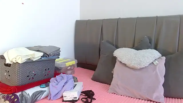 Cherllynn online show from 7, 1, 2025