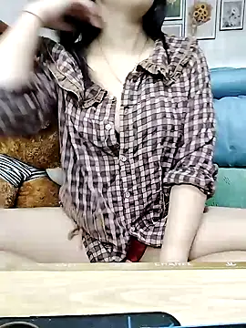 cream1299 online show from 9, 3, 2025