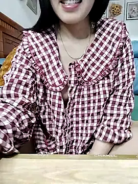 cream1299 online show from 12, 3, 2025