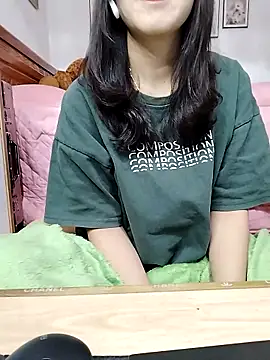 cream1299 online show from 19, 11, 2025