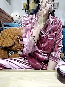 cream1299 online show from 17, 2, 2026