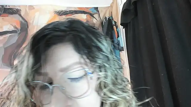 eva1saenz online show from 10, 6, 2026