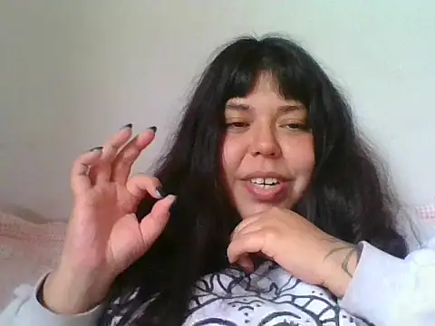 scarletttlove online show from 13, 6, 2026