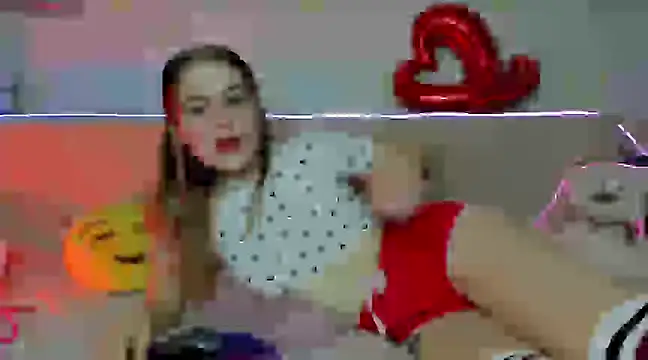 Snapshot of EliLynch chatting on 15, 2, 2025 EliLynch online show from 15, 2, 2025