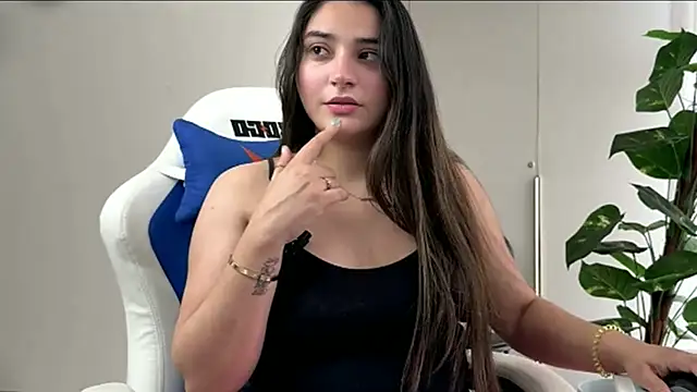 demieliss online show from 8, 4, 2026