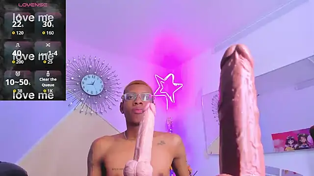 Snapshot of Tiffany_Valentine15 chatting on 10, 10, 2025 Tiffany Valentine15 online show from 10, 10, 2025