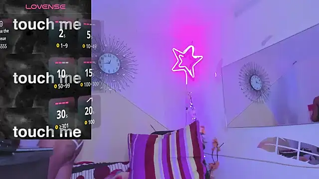 Snapshot of Tiffany_Valentine15 chatting on 14, 10, 2025 Tiffany Valentine15 online show from 14, 10, 2025