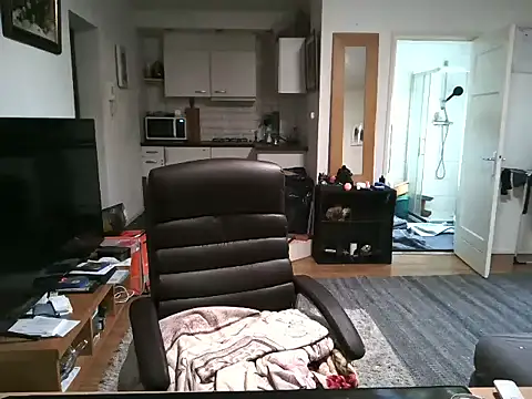 mihaimichael online show from 17, 2, 2025