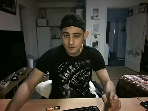 Snapshot of mihaimichael chatting on 27, 5, 2026 mihaimichael online show from 27, 5, 2026