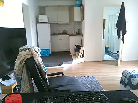 Snapshot of mihaimichael chatting on 20, 6, 2026 mihaimichael online show from 20, 6, 2026