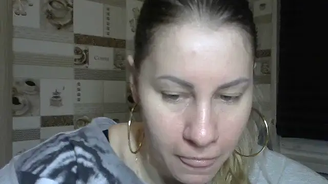 TherestlessKitty online show from 29, 11, 2025