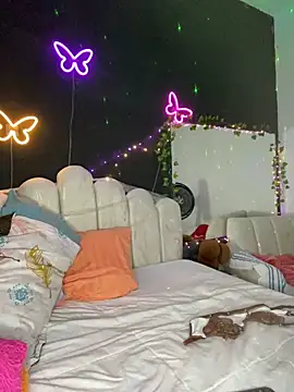 AlisonHoot69 online show from 2, 3, 2025