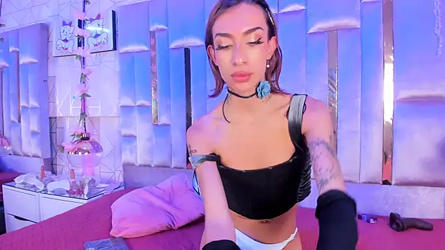 MadisonWood01 online show from 18, 3, 2025