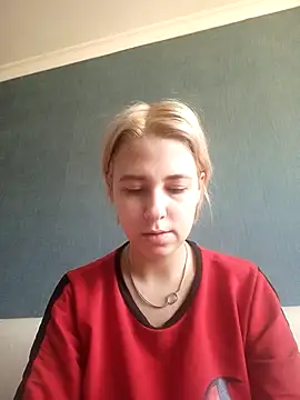 Gussie Bridie online show from 3, 1, 2025