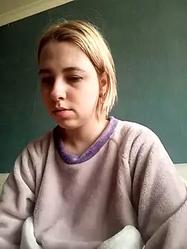 Gussie Bridie online show from 3, 2, 2025