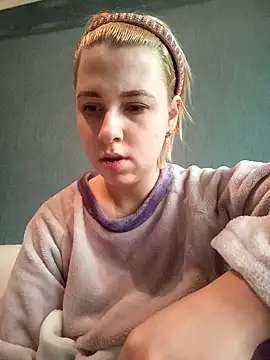 Gussie Bridie online show from 5, 2, 2025