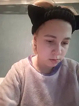 Gussie Bridie online show from 1, 3, 2025