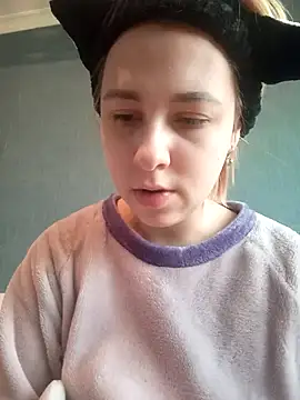 Gussie Bridie online show from 2, 3, 2025