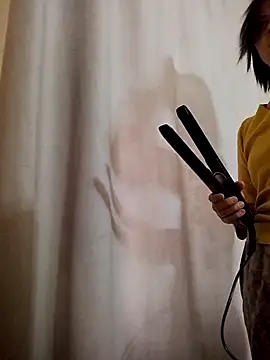 Gussie Bridie online show from 5, 10, 2025