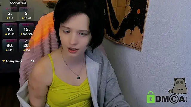 Snapshot of Alina_Mills chatting on 13, 12, 2024 Alina Mills online show from 13, 12, 2024