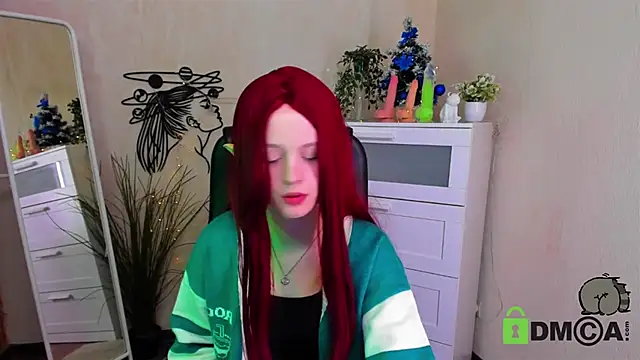 Snapshot of Alina_Mills chatting on 19, 12, 2024 Alina Mills online show from 19, 12, 2024