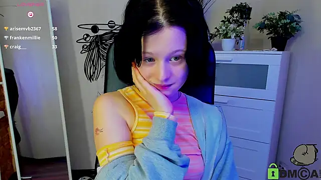 Snapshot of Alina_Mills chatting on 16, 1, 2025 Alina Mills online show from 16, 1, 2025