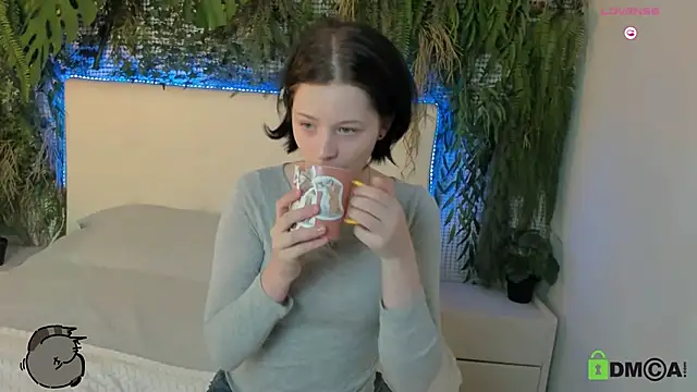 Snapshot of Alina_Mills chatting on 3, 3, 2025 Alina Mills online show from 3, 3, 2025