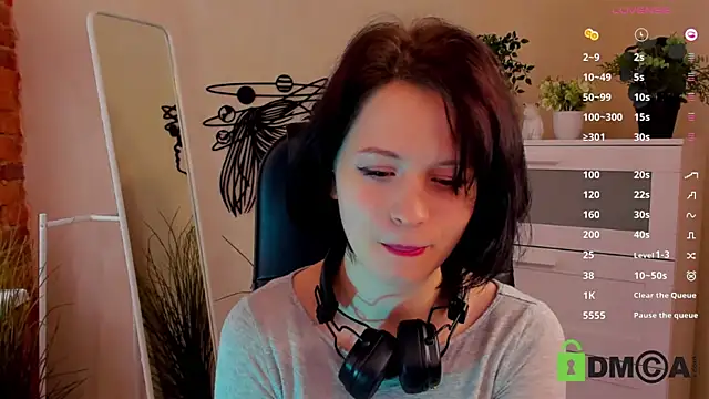 Snapshot of Alina_Mills chatting on 20, 3, 2025 Alina Mills online show from 20, 3, 2025