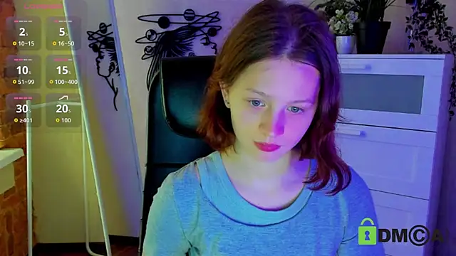 Snapshot of Alina_Mills chatting on 17, 9, 2025 Alina Mills online show from 17, 9, 2025