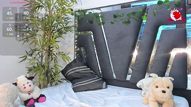 Snapshot of Black_Rose2 chatting on 1, 2, 2025 Black Rose2 online show from 1, 2, 2025