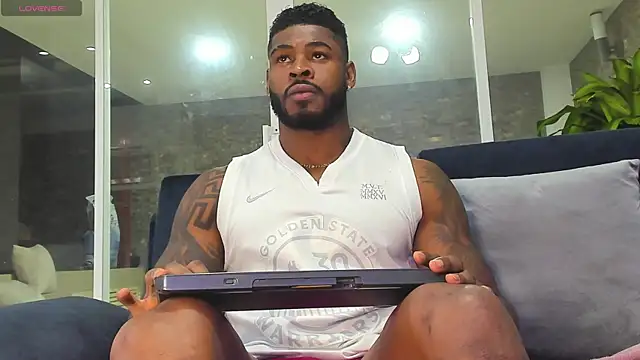 Makonneen online show from 24, 12, 2024