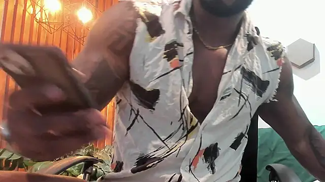 Makonneen online show from 17, 1, 2025