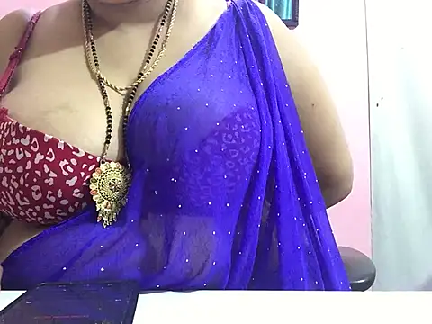 Snapshot of Desi_bhabhiii chatting on 13, 1, 2025 Desi bhabhiii online show from 13, 1, 2025